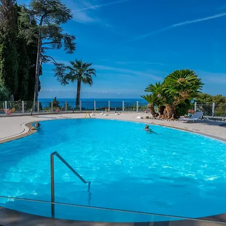 Garavan Avec Piscine à Proximité Italie Et Monaco *