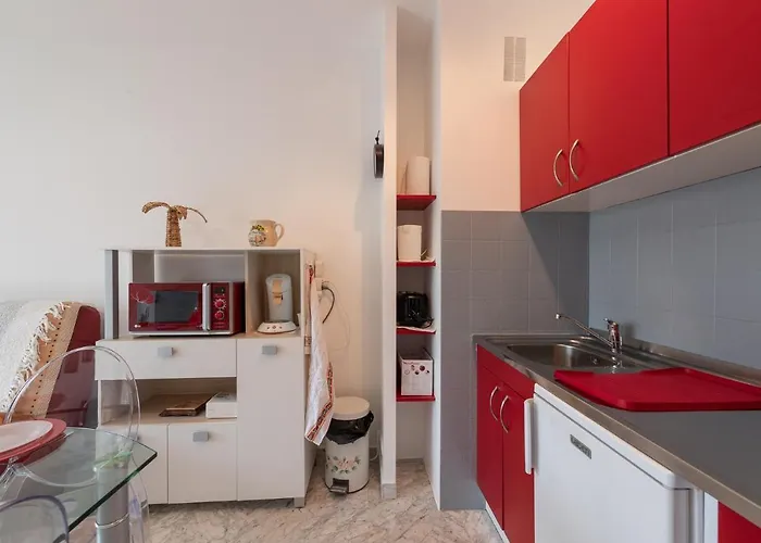 Garavan Avec Piscine A Proximite Italie Et Monaco Apartment Menton